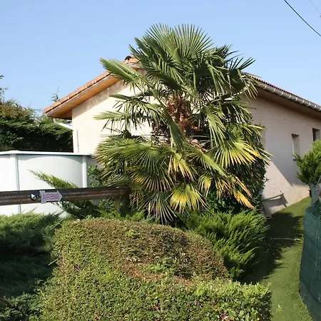 Complète Neuve, Piscine Privée Et Billard *