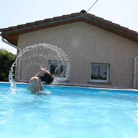 Complete Neuve, Piscine Privee Et Billard