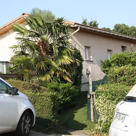 Complete Neuve, Piscine Privee Et Billard Revel-Tourdan